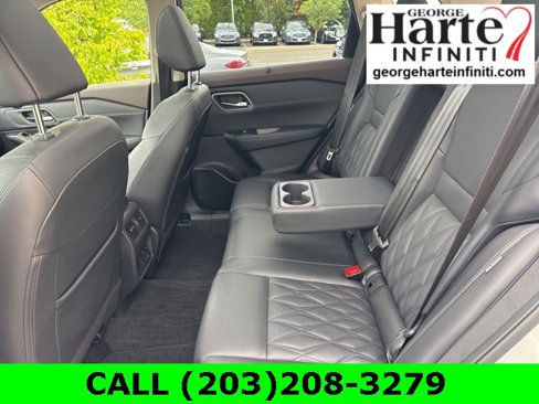 Used 2023 Nissan Rogue Platinum w/ Platinum Premium Package image 14