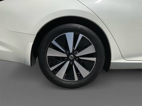 Used 2022 Nissan Altima 2.5 SV image 14