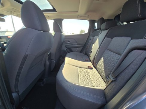 New 2025 Nissan Kicks SV w/ SV Premium Package image 18