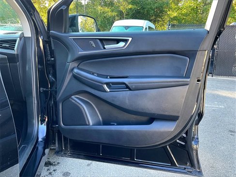 Used 2019 Ford Edge SEL w/ Equipment Group 201A image 19
