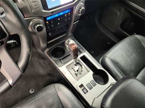 Used 2016 Toyota 4Runner Limited image 23