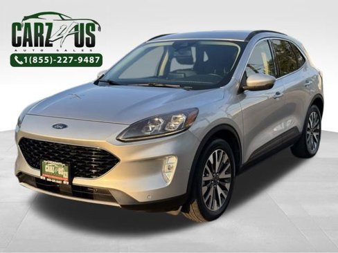 Used 2020 Ford Escape Titanium image 1
