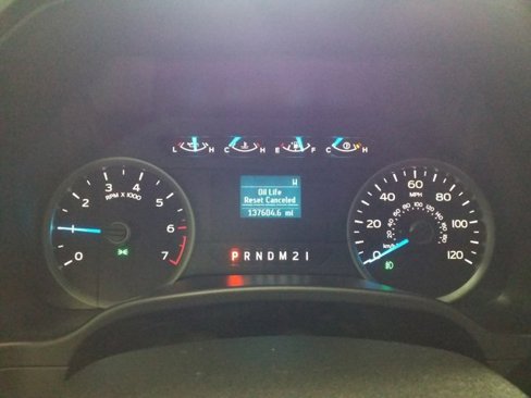 Used 2017 Ford F150 XLT image 10