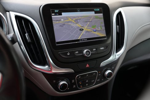 Used 2018 Chevrolet Equinox Premier image 19