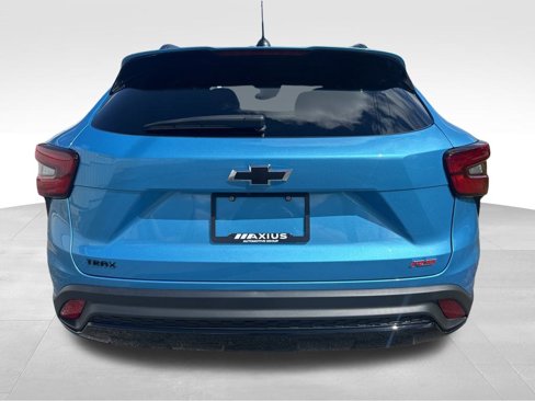 New 2025 Chevrolet Trax RS w/ Sunroof Package image 6