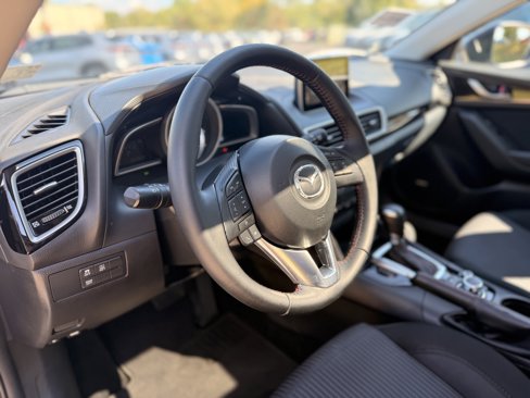 Used 2016 MAZDA MAZDA3 i Touring w/ Popular Equipment Package image 27