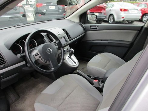 Used 2012 Nissan Sentra 2.0 SR w/ Special Edition Pkg image 16