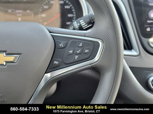 Used 2023 Chevrolet Malibu LT image 29