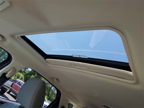Used 2020 Ford EcoSport SE w/ SE Convenience Package image 23