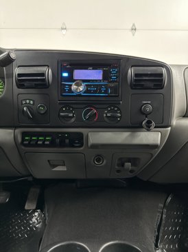 Used 2007 Ford F350 XL image 25