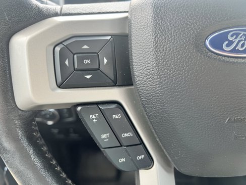 Used 2019 Ford F150 Lariat w/ Equipment Group 502A Luxury image 21