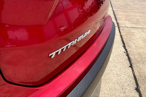 Used 2022 Ford Edge Titanium image 9