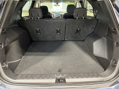 Used 2018 Chevrolet Equinox LT image 32