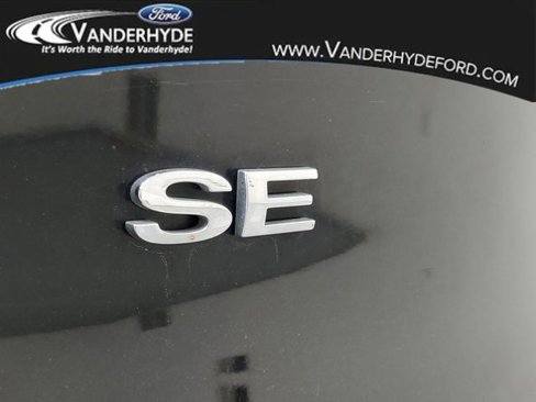 Used 2020 Ford EcoSport SE image 6