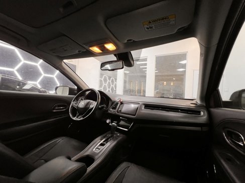Used 2020 Honda HR-V EX-L image 10