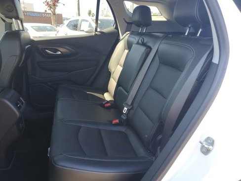 Used 2022 GMC Terrain SLT image 14
