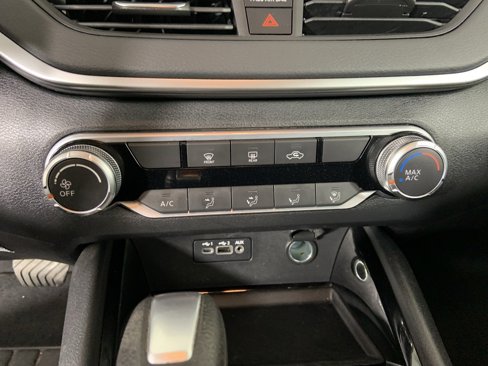 Used 2021 Nissan Altima 2.5 SV image 12