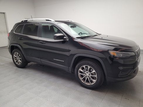 Used 2020 Jeep Cherokee Latitude Plus w/ Cold Weather Group image 11