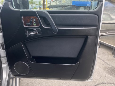 Used 2011 Mercedes-Benz G 550 image 21