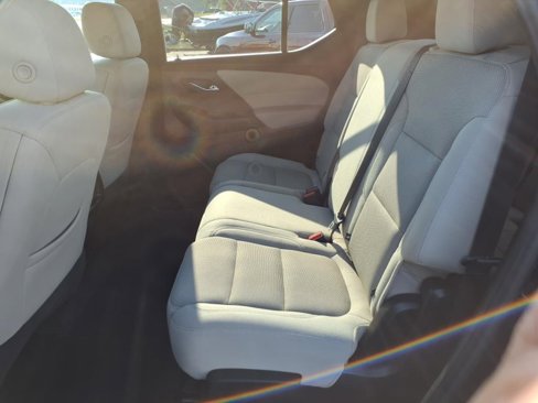 Used 2023 Chevrolet Traverse LS w/ Safety Package image 7