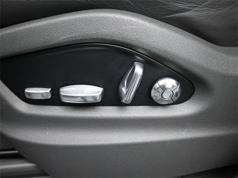 Certified 2021 Porsche Cayenne image 11