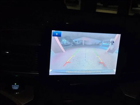 Used 2020 Ford Explorer XLT w/ Equipment Group 202A image 16