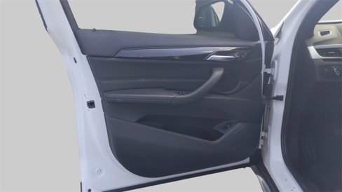 Used 2018 BMW X1 xDrive28i image 15