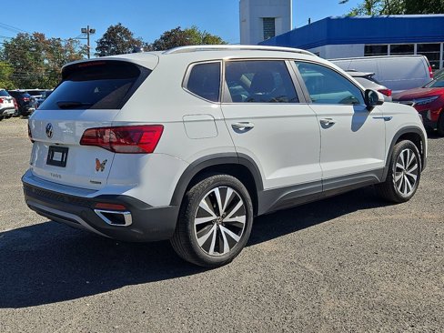 Used 2023 Volkswagen Taos SE image 7