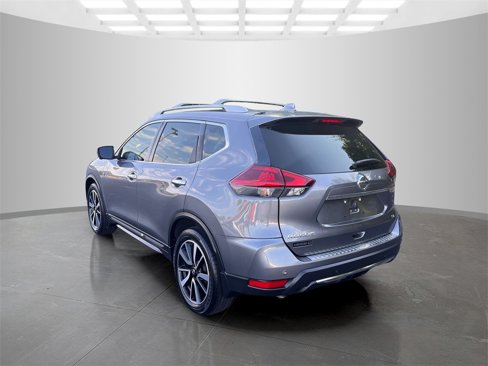 Used 2019 Nissan Rogue SL w/ Premium Package image 4