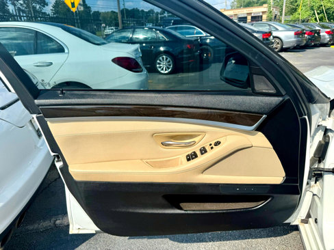 Used 2016 BMW 528i Sedan image 12
