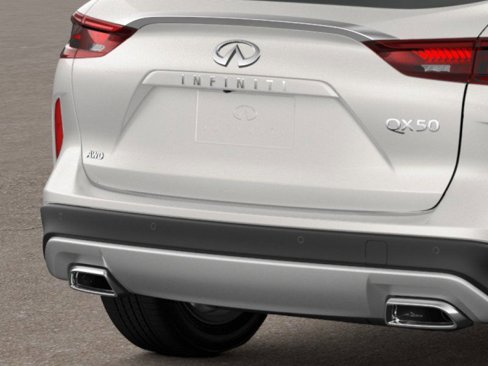 New 2025 INFINITI QX50 Luxe image 14