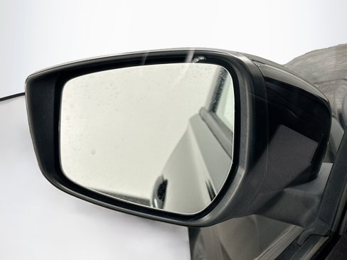 Used 2024 Nissan Kicks SV image 16