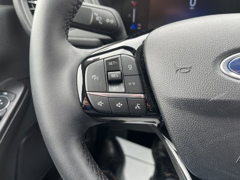 Used 2023 Ford Escape SE image 19