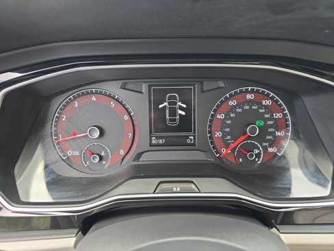 Used 2021 Volkswagen Jetta SE w/ SE Cold Weather Package image 19