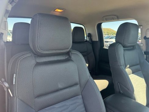 Used 2024 Nissan Frontier SV w/ Technology Package image 27