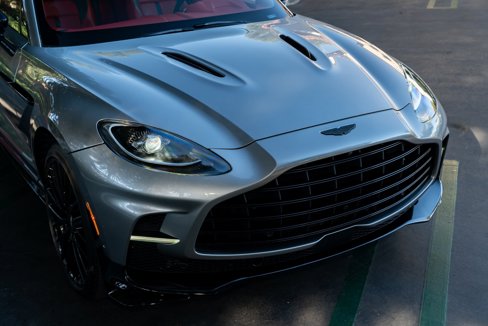 Used 2023 Aston Martin DBX 707 image 9