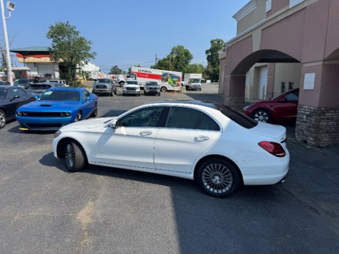 Used 2015 Mercedes-Benz C 300 4MATIC Sedan w/ Premium 1 Package image 8