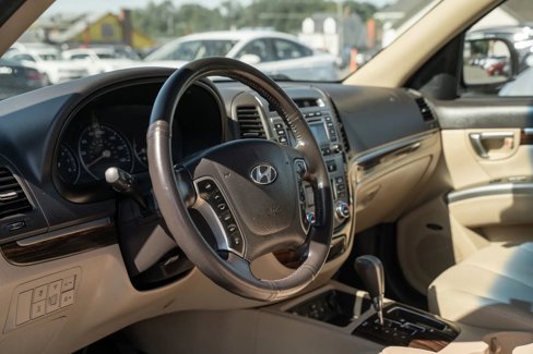 Used 2011 Hyundai Santa Fe Limited image 14