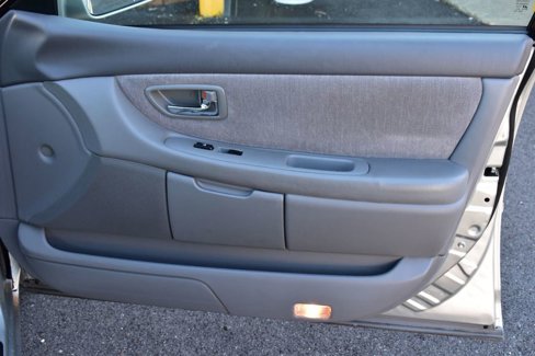 Used 2000 Toyota Avalon XL image 32