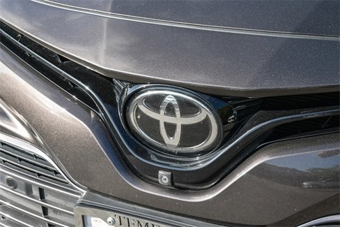 Used 2018 Toyota Camry XLE image 12