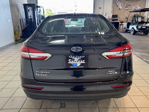 Used 2019 Ford Fusion SEL image 8