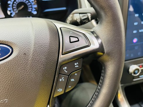 Used 2023 Ford Edge Titanium image 22