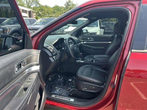 Certified 2018 Ford Explorer Sport image 17