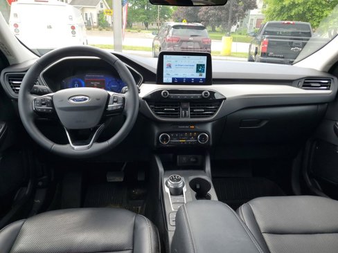 Used 2022 Ford Escape SEL w/ Technology Package image 9