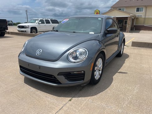 Used 2017 Volkswagen Beetle 1.8T image 3