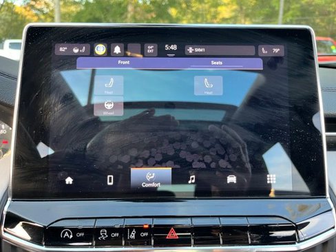 Used 2022 Jeep Compass Limited w/ Sun and Sound Group image 34