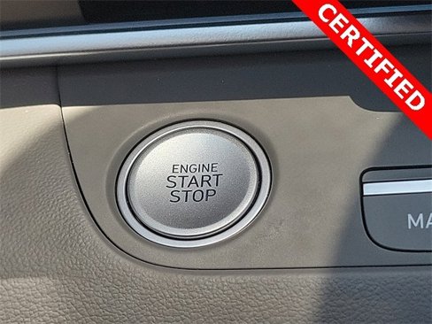 Certified 2024 Hyundai Elantra SEL image 10