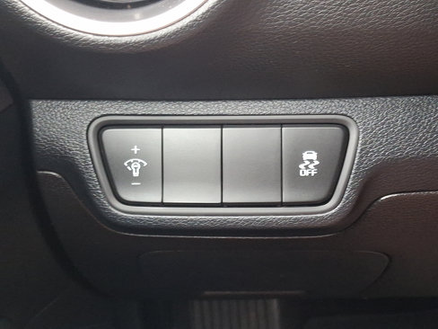 Used 2022 Kia Forte LXS image 22