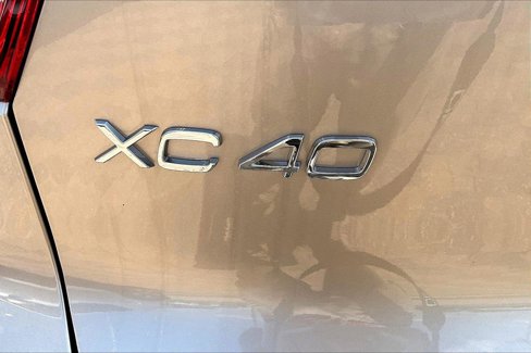 New 2024 Volvo XC40 B5 Plus w/ Protection Package Premier image 6