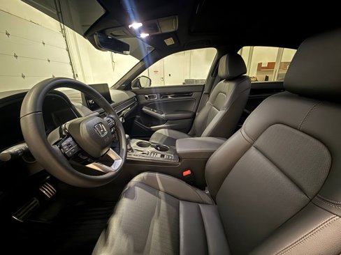 Used 2025 Honda Civic Sport image 16